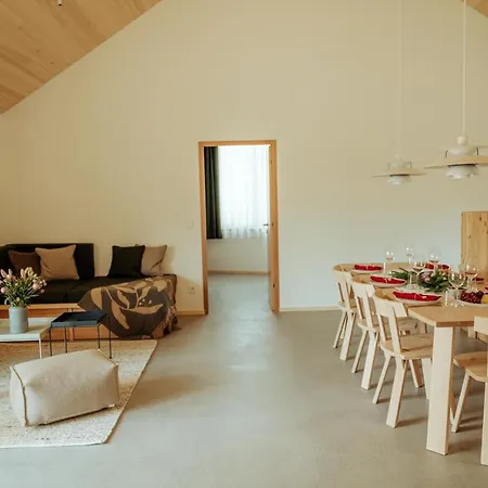 Haus Aerli Privatunterkunft *