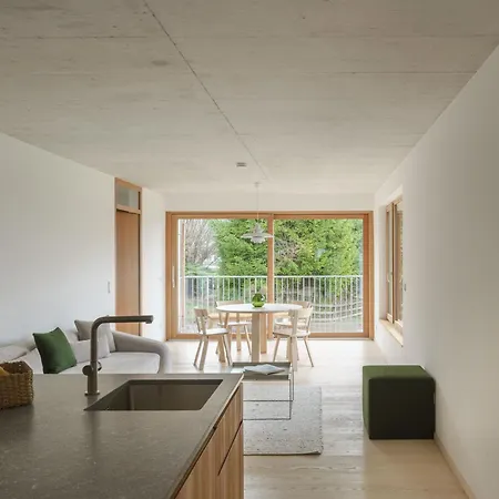 Privatunterkunft Haus Aerli *